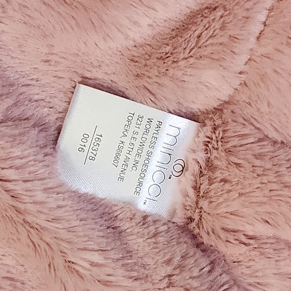 Cozy comfy Pink Knit Infinity soft multi functional Scarf - Picture 7 of 7